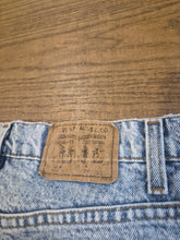 Carica l'immagine nel visualizzatore di Gallery, Levi's 506 Student vintage anni 80 Made in USA - W29 L30
