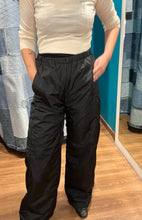 Carica l'immagine nel visualizzatore di Gallery, Pantalone imbottito S’ Max Mara
