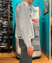 Carica l'immagine nel visualizzatore di Gallery, Levi’s tucker lavaggio chiaro
