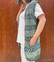 Carica l'immagine nel visualizzatore di Gallery, Gilet crochet Missoni
