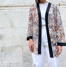 Carica l'immagine nel visualizzatore di Gallery, Kimono in seta
