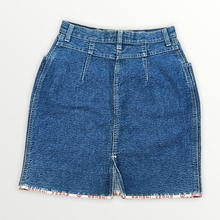 Carica l'immagine nel visualizzatore di Gallery, Gonna Armani Jeans
