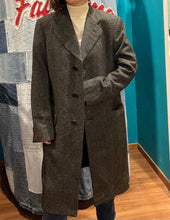 Carica l'immagine nel visualizzatore di Gallery, Cappotto sartoriale in lana
