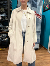 Carica l'immagine nel visualizzatore di Gallery, Trench Burberry
