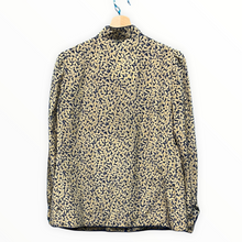 Carica l'immagine nel visualizzatore di Gallery, Camicia a fantasia in seta
