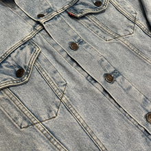 Carica l'immagine nel visualizzatore di Gallery, Levi’s tucker lavaggio chiaro
